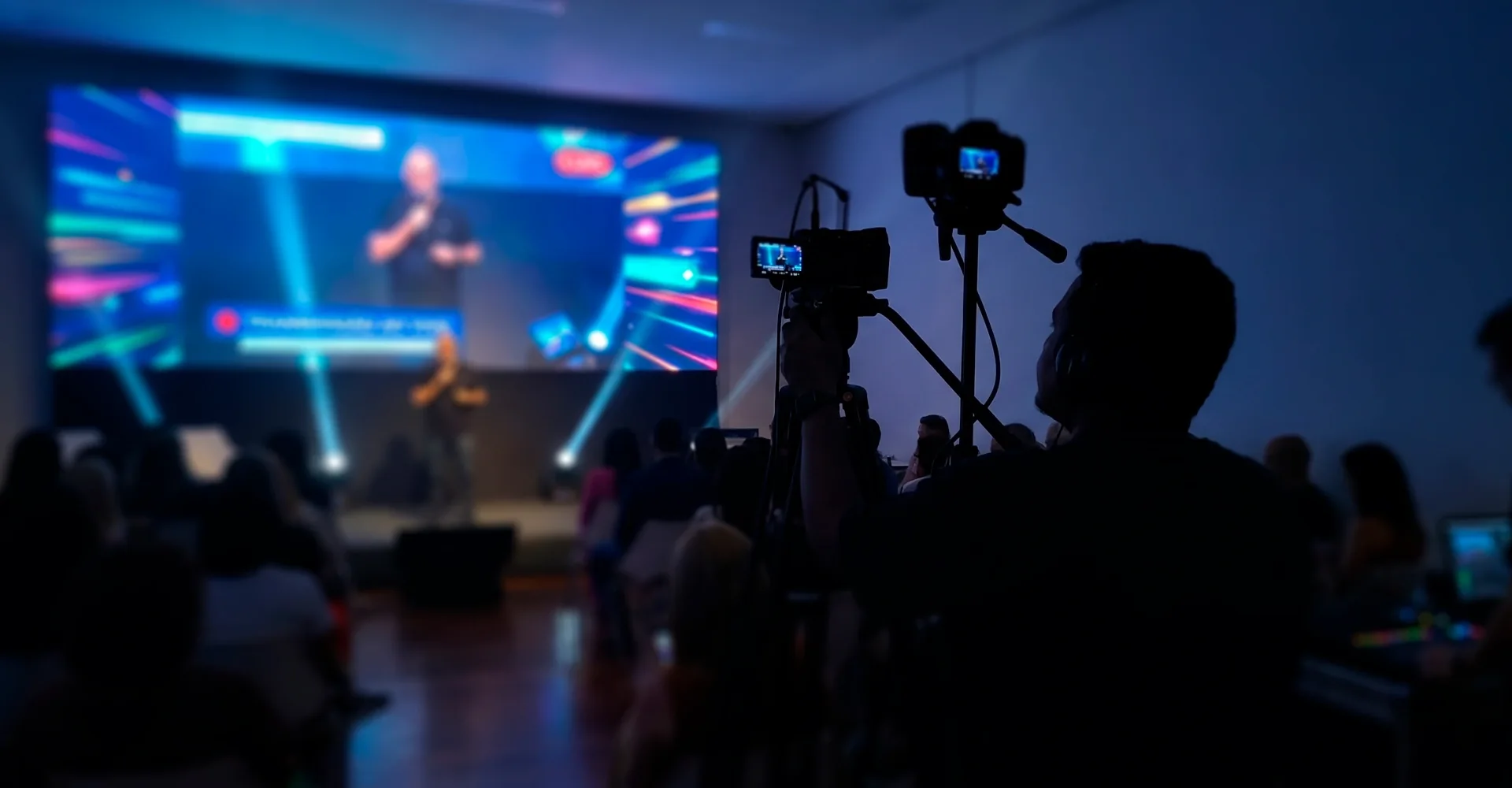 Câmera de vídeo e estrutura de captação audiovisual